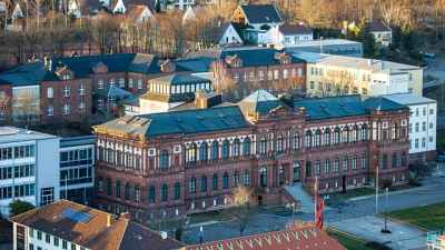 Panorama der Stadt Kaiserslautern - Zentrum für qualitative häusliche Betreuung und Pflegedienste
