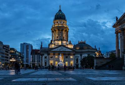 Panorama der Stadt Berlin - Zentrum für qualitative häusliche Betreuung und Pflegedienste